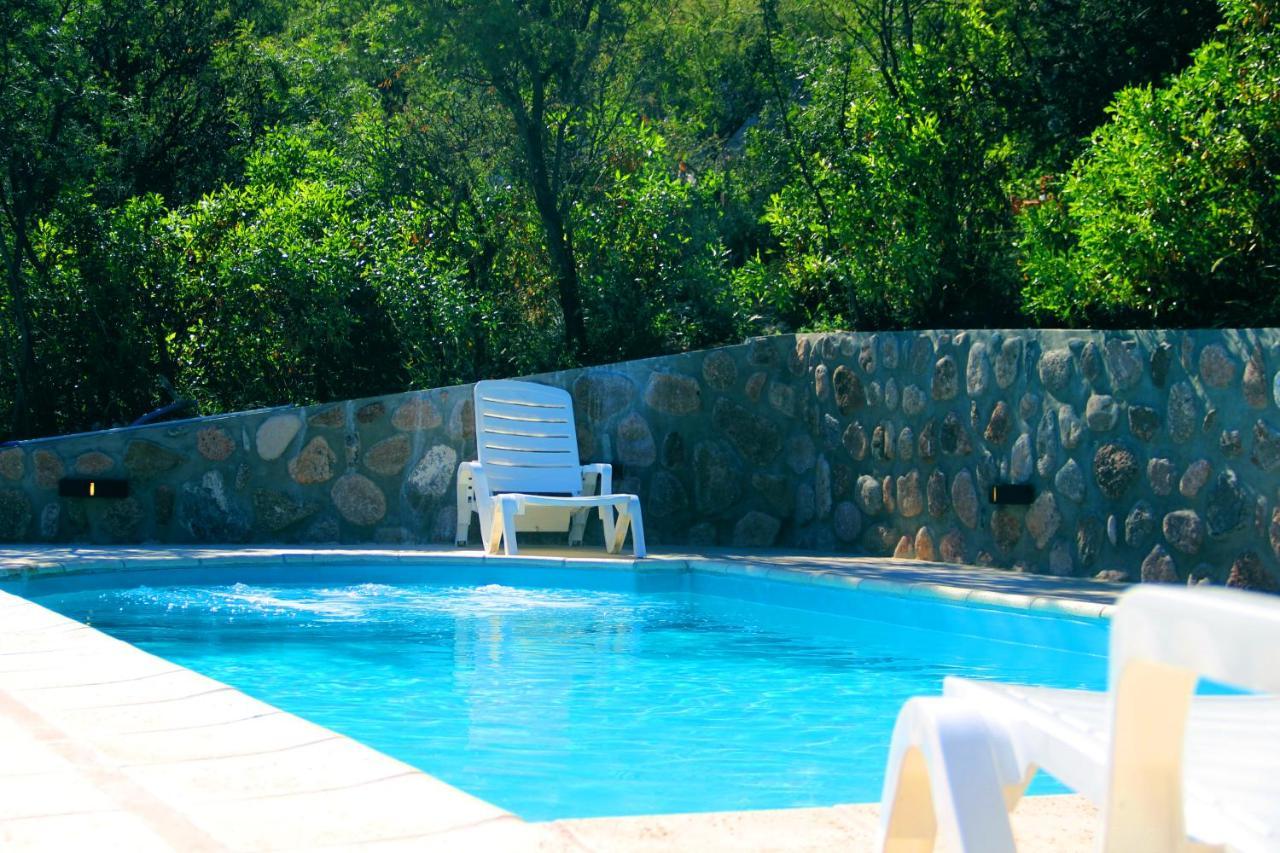 Cabanas El Arcano Capilla del Monte Ngoại thất bức ảnh